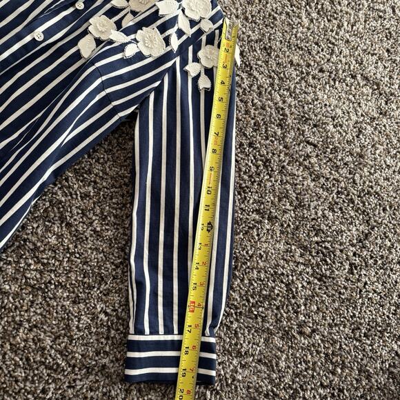 Carolina Herrera NY Shirt 2 Blue White Stripe Button Front Floral Appliqué - Picture 9 of 12